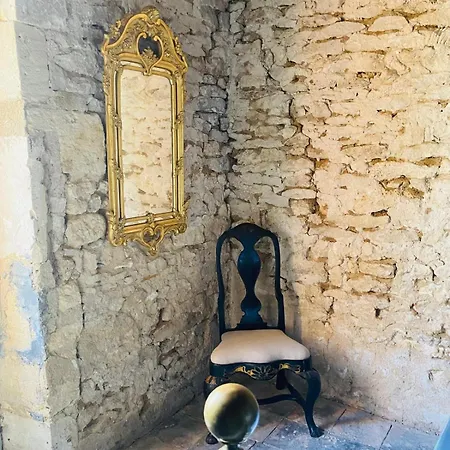 Chateau Ciers Bed & Breakfast Saint-Ciers-sur-Gironde