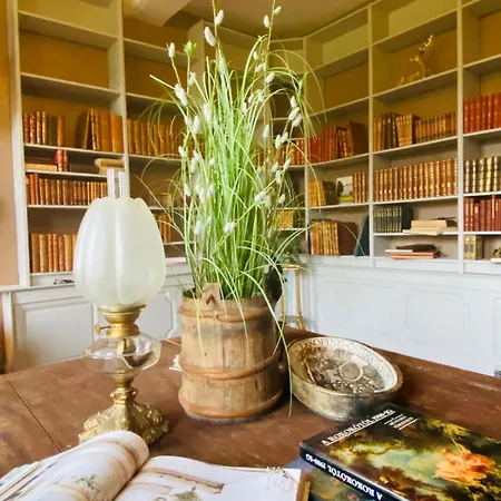 Chateau Ciers Bed & Breakfast Saint-Ciers-sur-Gironde